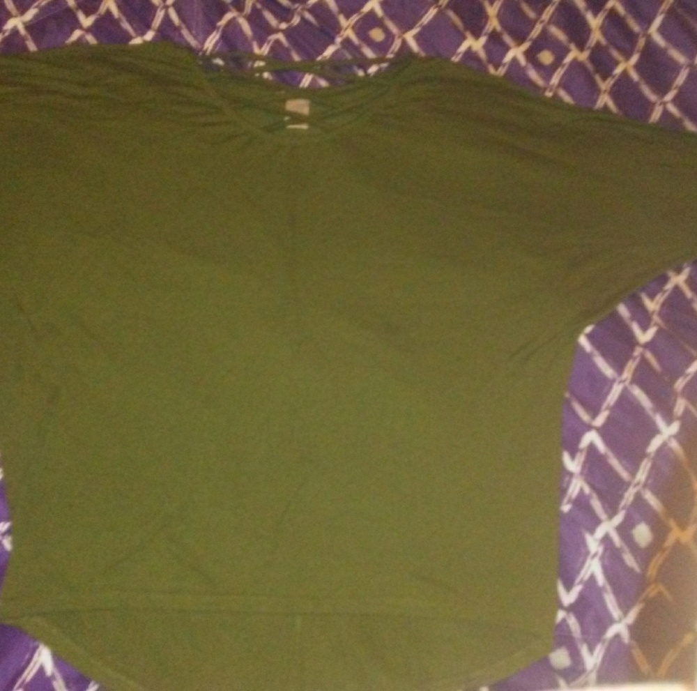A green shirt